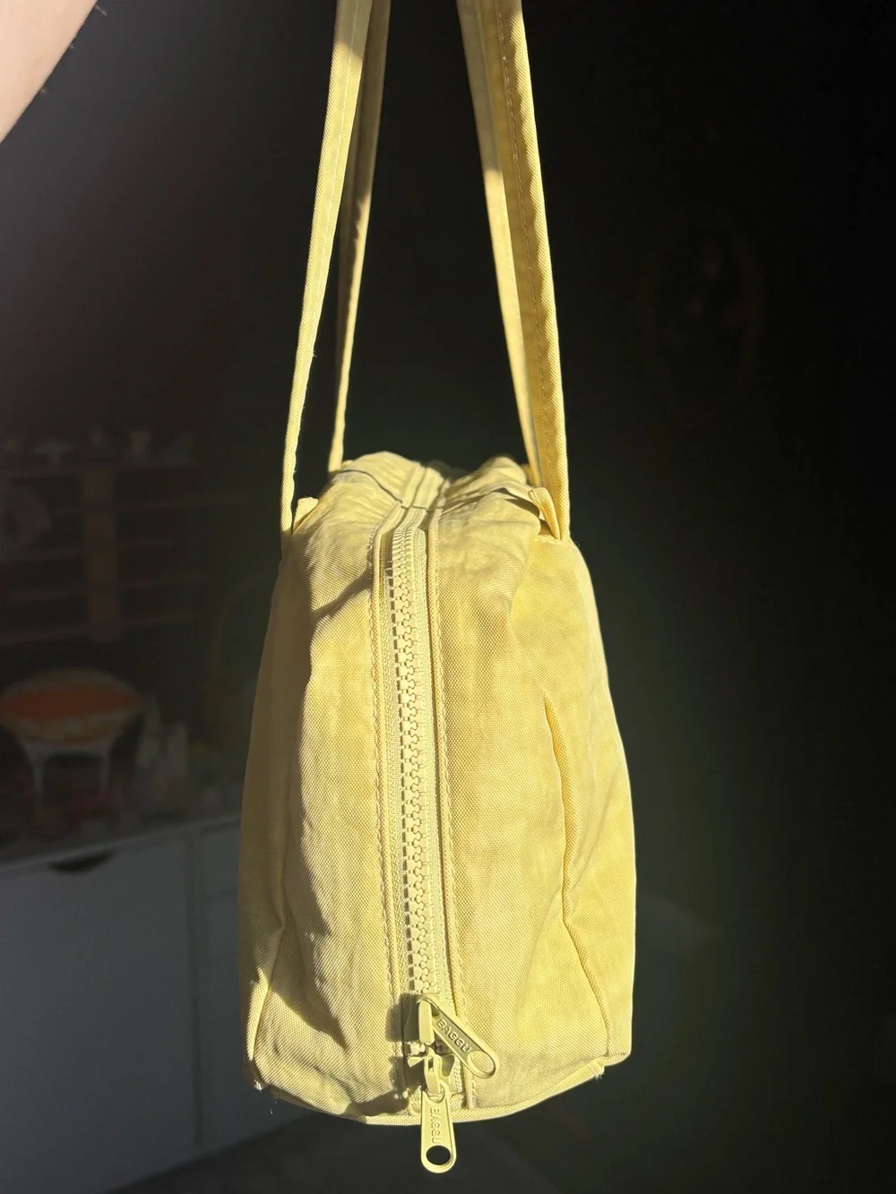 BAGGU Bowler Bag Butter Yellow- Rare Discontinued - Picture 2 of 4